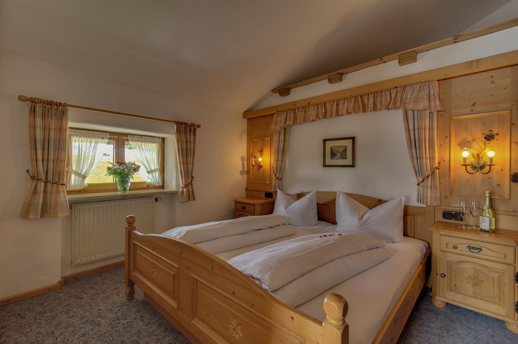 Parkhotel Living Bayersoien Esterno foto